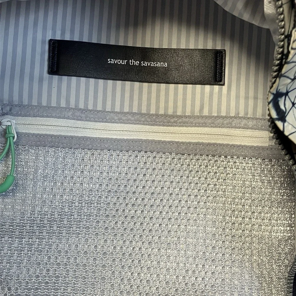 Lemon lululemon backpack